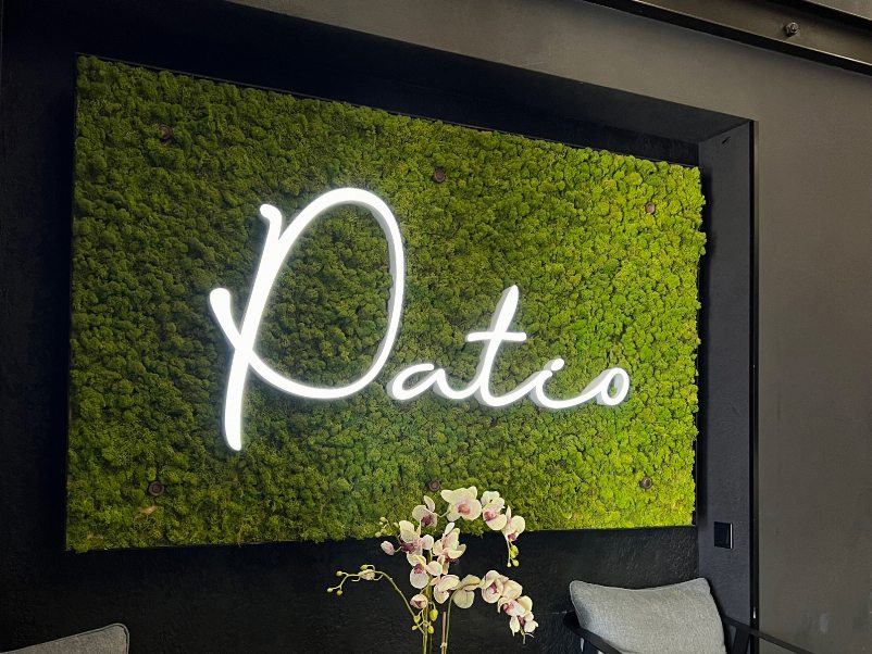 Ресторан Patio оздоблення каменем